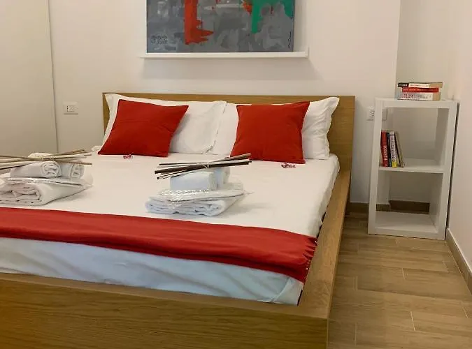 Apartment Centre *