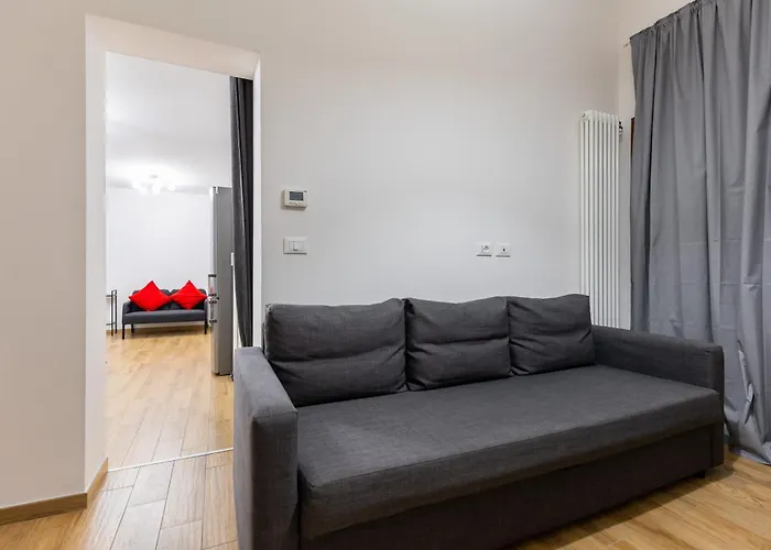Apartment Centre *