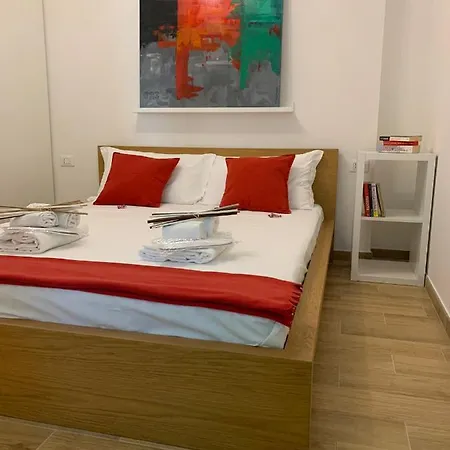 Apartment Centre *