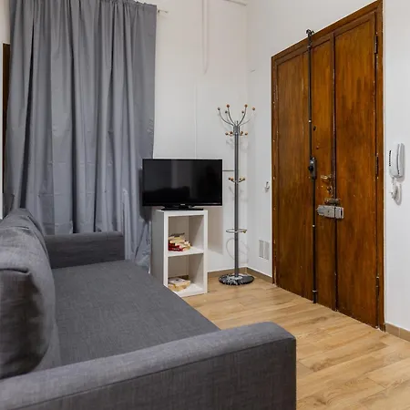 Apartment Centre